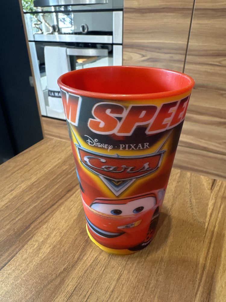Pojemnik na kredki kubek Cars auta Złomek 3D