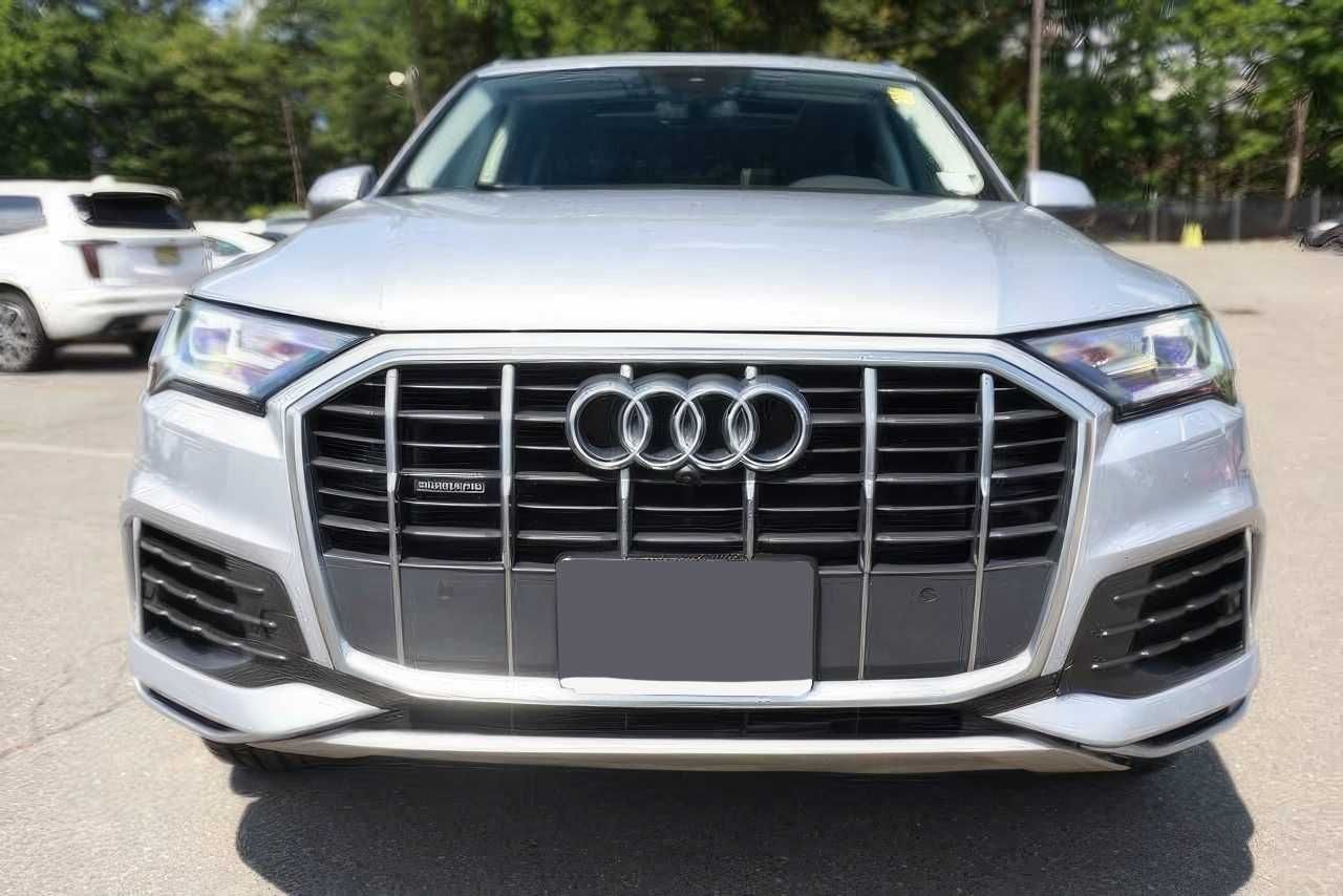 2022 Audi Q7 quattro Premium 55 TFSI