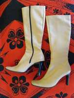 Buty beżowe kozaki 40/41 26cm Skóra ekologiczna obcas 8cm stan BDB