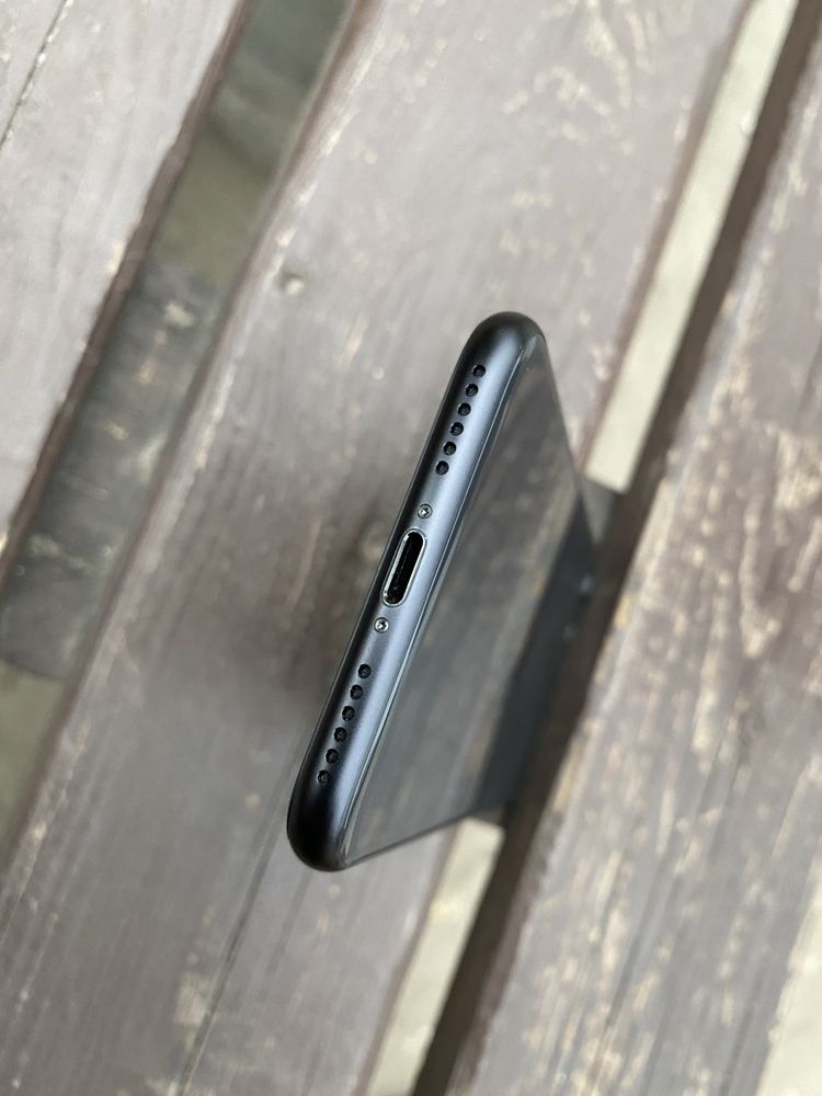 iPhone SE 2020 64Gb + Гарантия