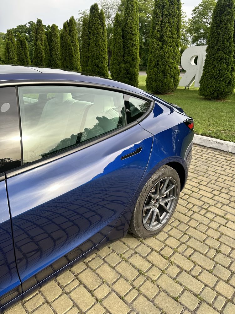 Tesla Model 3 Long Range 2023 Dual Motor