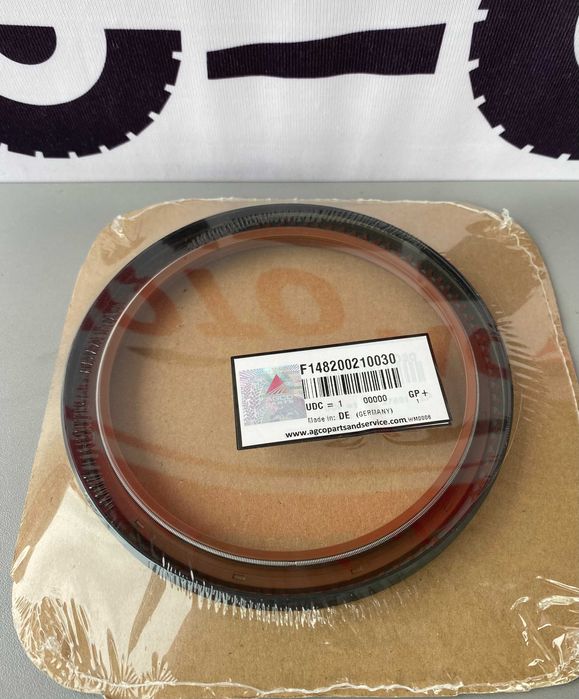 Uszczelniacz wału korbowego Fendt F1482.0021.0030 ORYGINAŁ AGCO