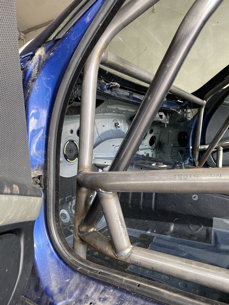 Bmw e92 kroseria z klatką bezpieczenstwa drift kjs