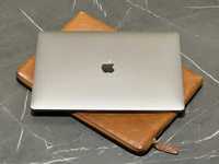 MacBook Pro 15 MLH42Z/A A1707 15,4 " Intel Core i7 16 GB / 512 GB