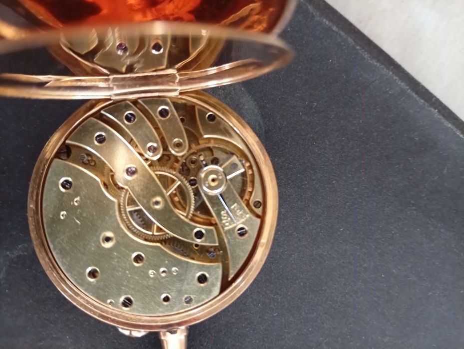 Relógio de bolso em ouro de 18kl