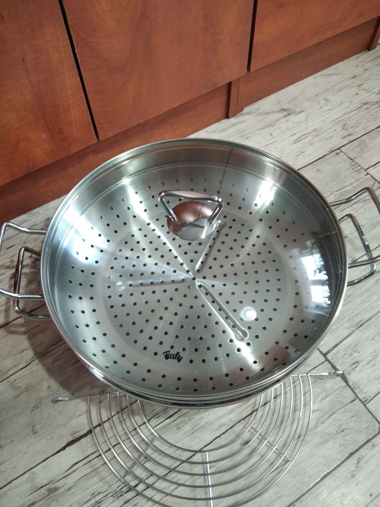 Patelnia WOK ze stali nierdzewnej FISSLER