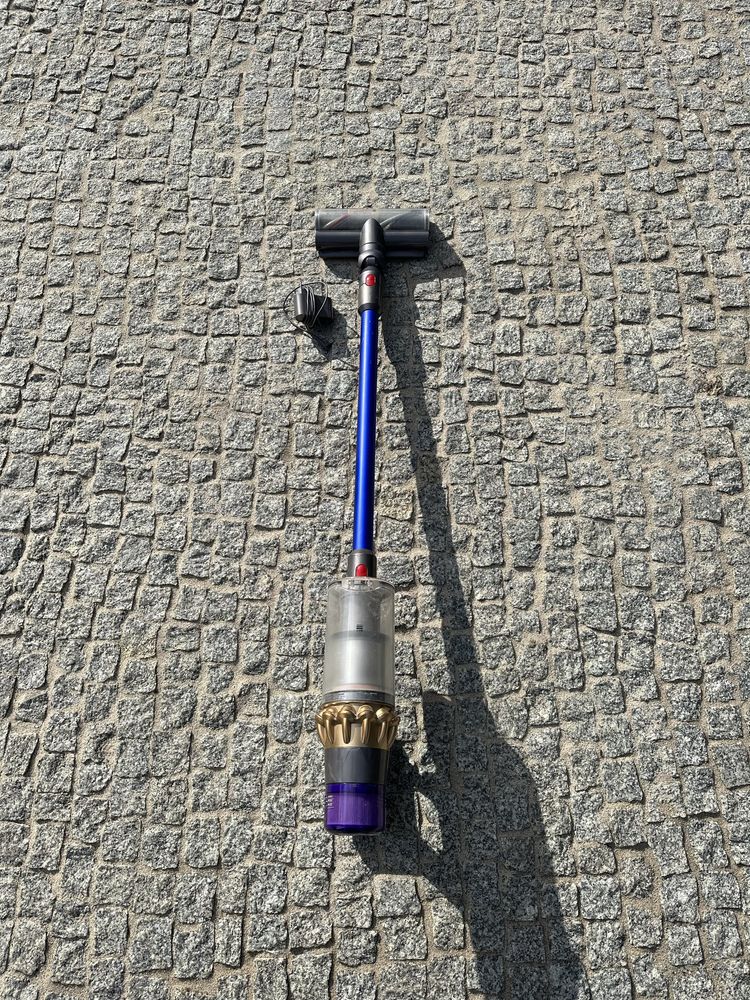 Dyson V11 odkurzacz pionowy bezprzewodowy