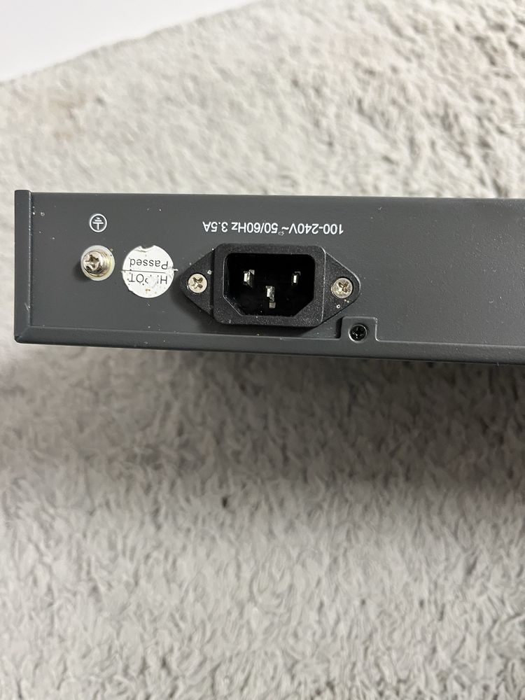 Switch T1500-28PCT