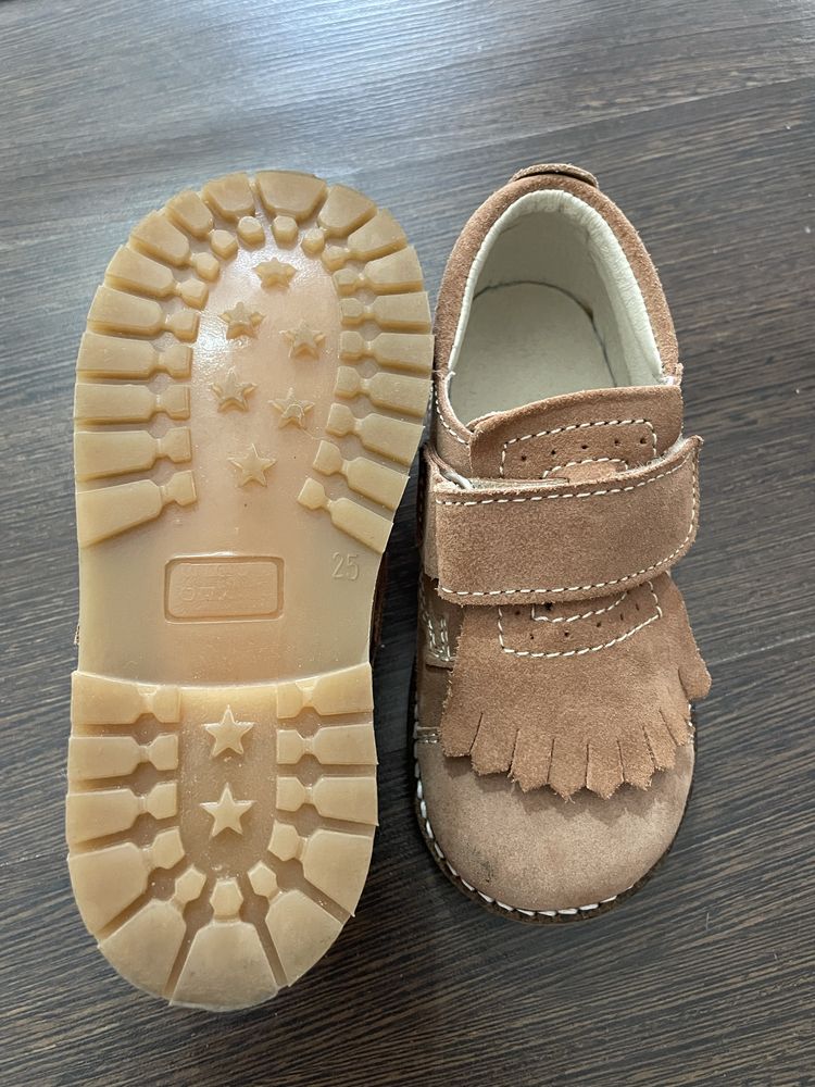 Sapatos de criança