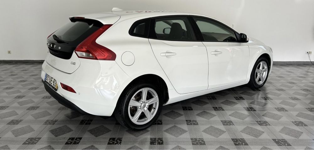 Volvo V40 D2 Kinetic Geartronic