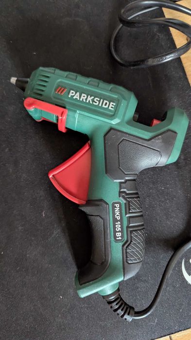 Pistolet do gorącego kleju Parkside