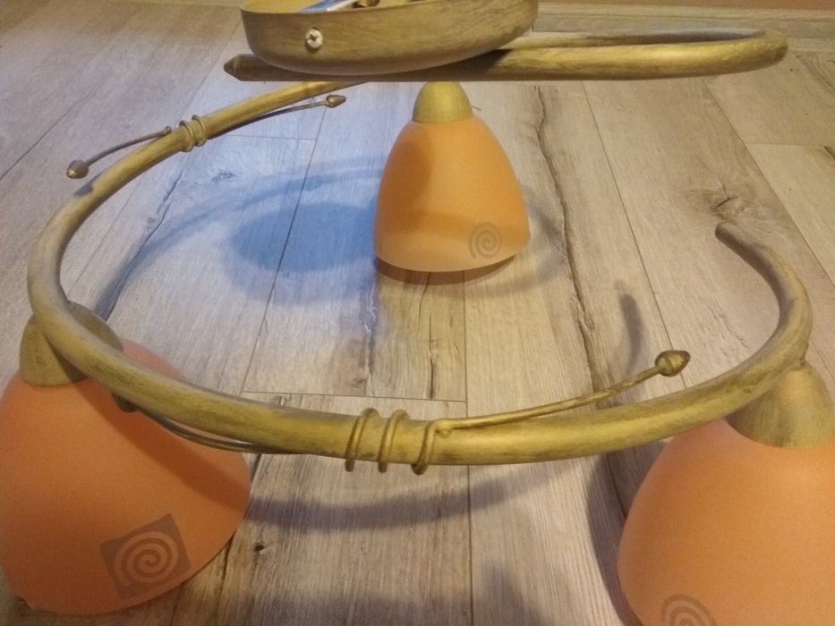 Plafon trzyramienny