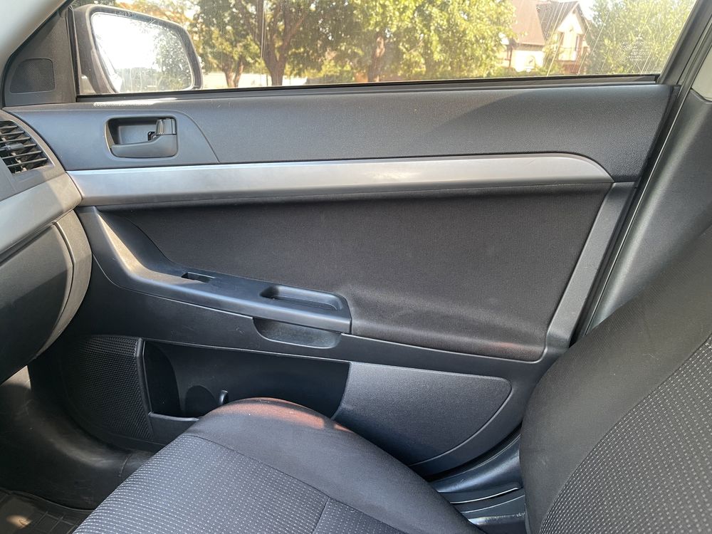 Продам MITSUBISHI lancer 10