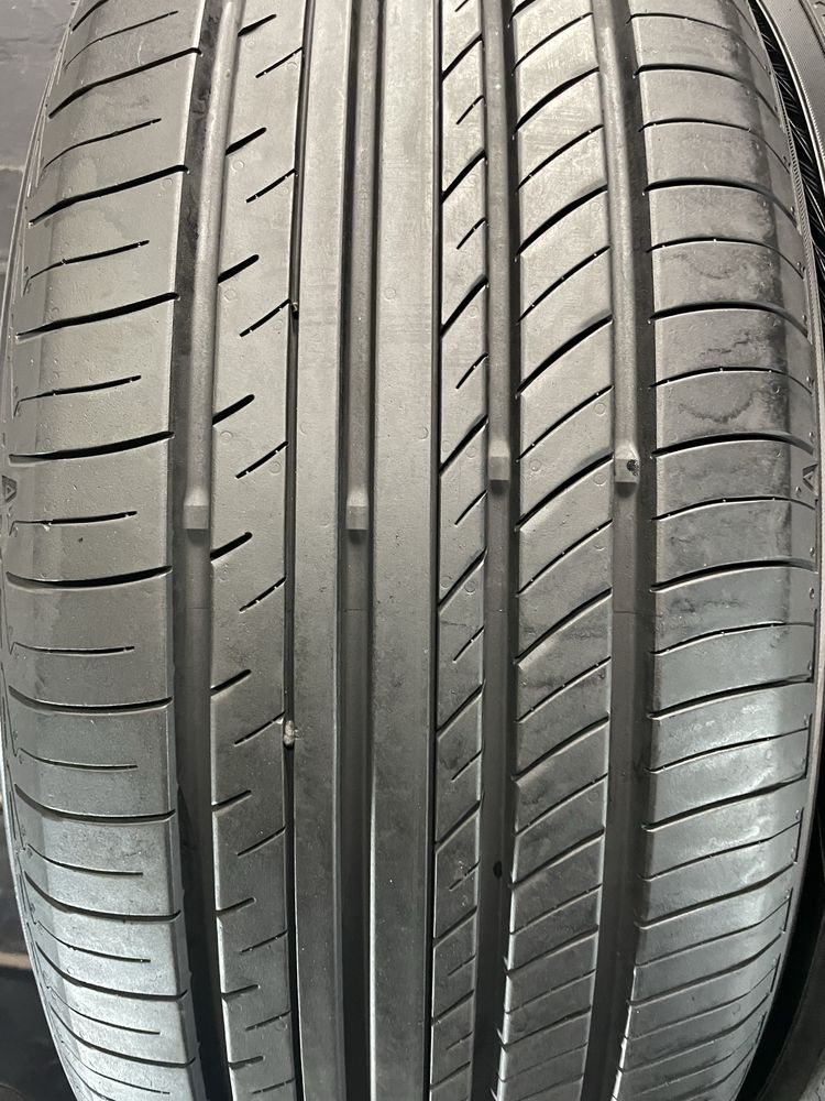 2шт стан нових 235/50 R21 Yokohama ADVAN dB V552
