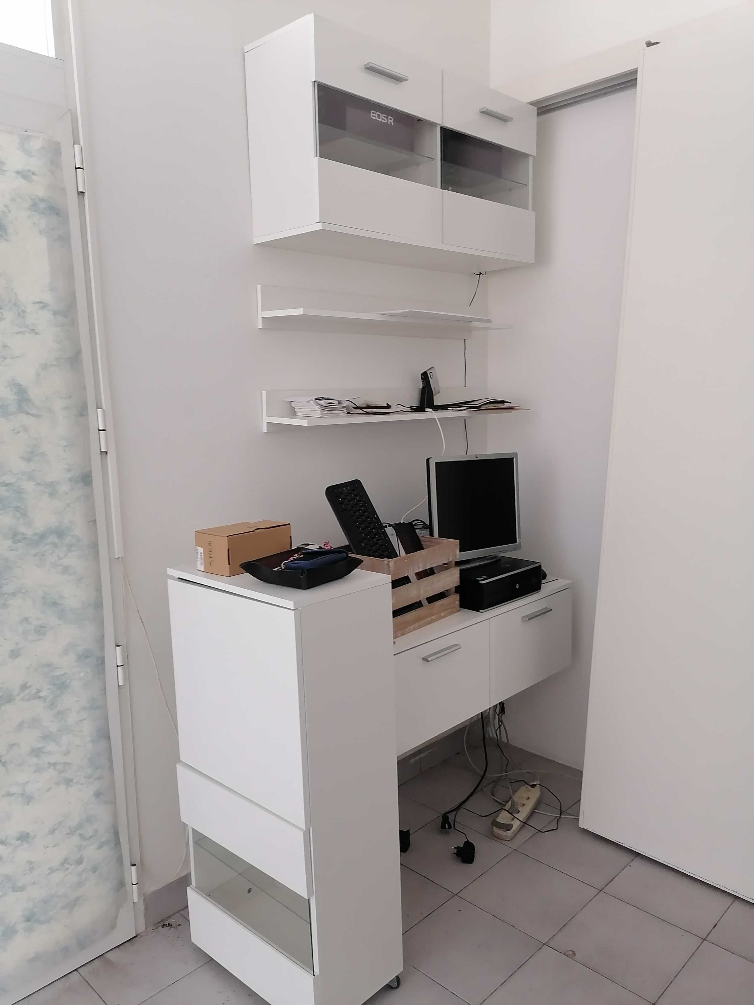 Móveis sala ou quarto Aceito Pi