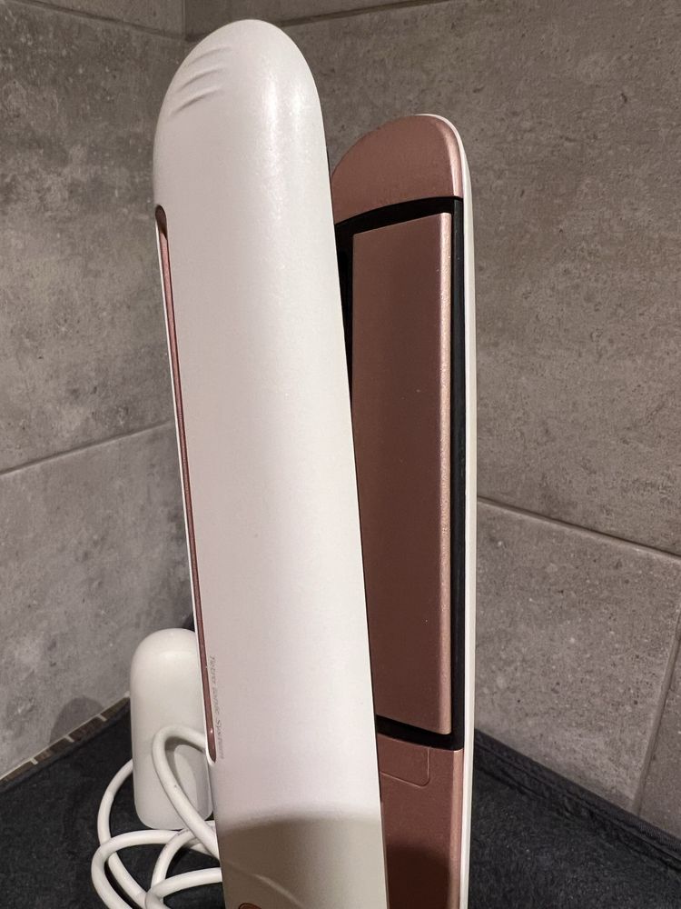 Prostownica do wlosów Philips SenseIQ BHS830