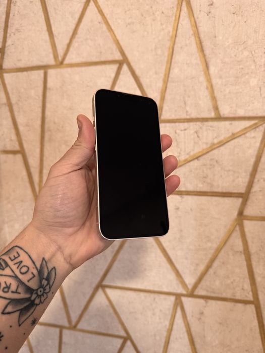 Iphone 13  138 giga tudo funcionando !