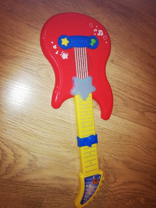 Grająca gitara Simba