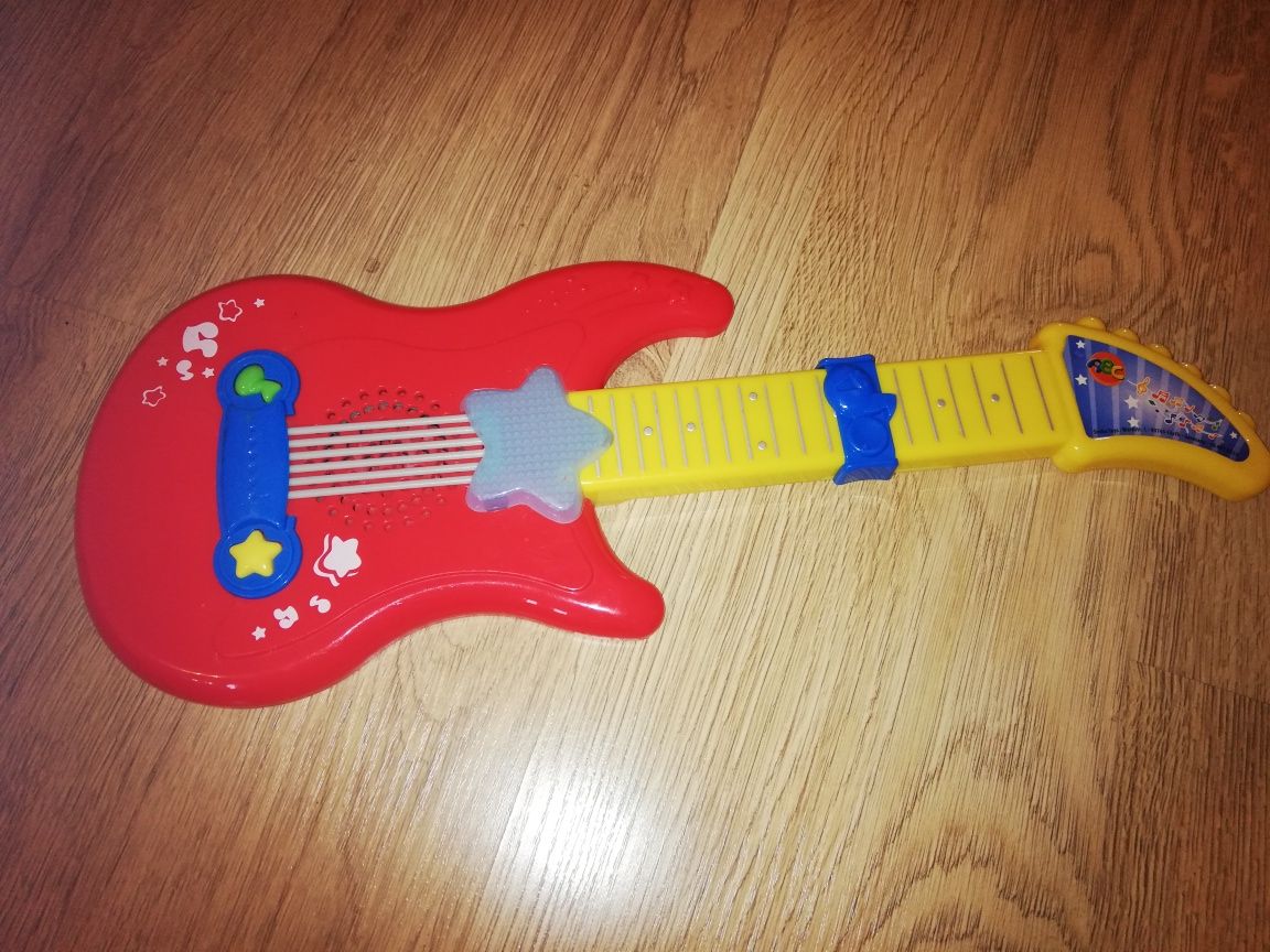 Grająca gitara Simba