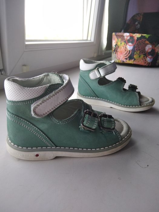 Сандалі/босоніжки дитячі