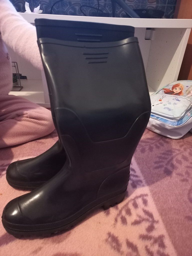 Vendo Capa de chuva com bota