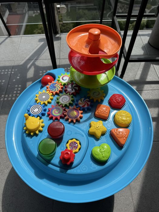 Дитячий інтерактивний столик