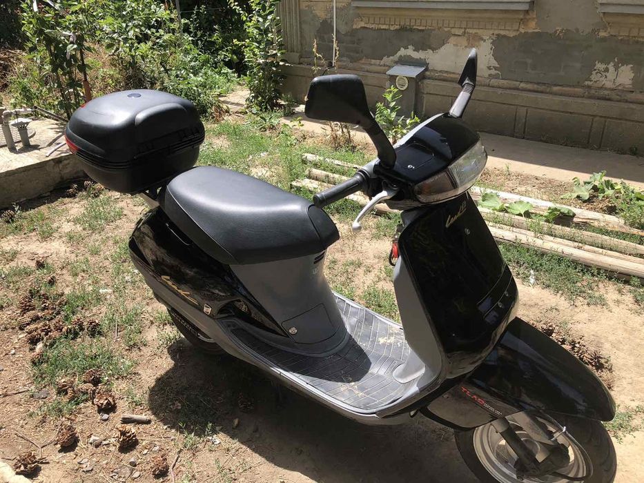 Honda lead 50              ,