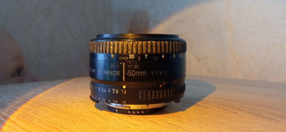 Об'єктив Nikkor 50 f1.8