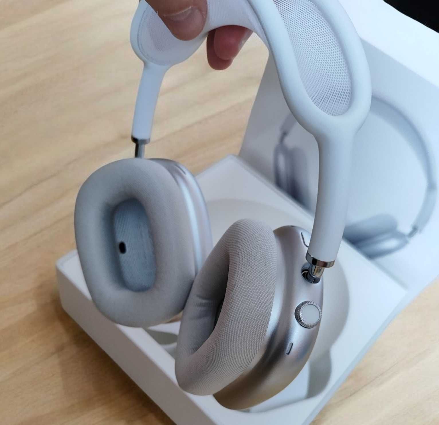 Топові навушники AirPods Max Airoha Silver