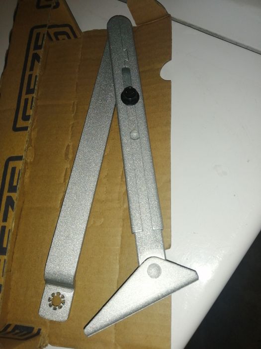 Samozamykacz do drzwi  nowy