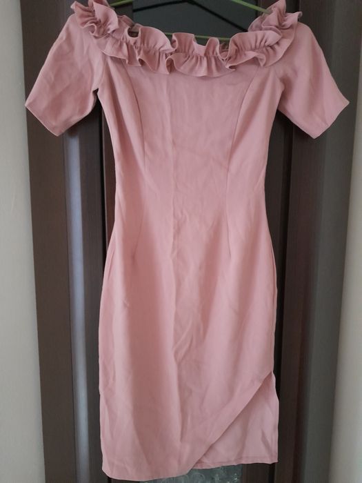 Sukienka midi,nude r.36"Paper Dolls".