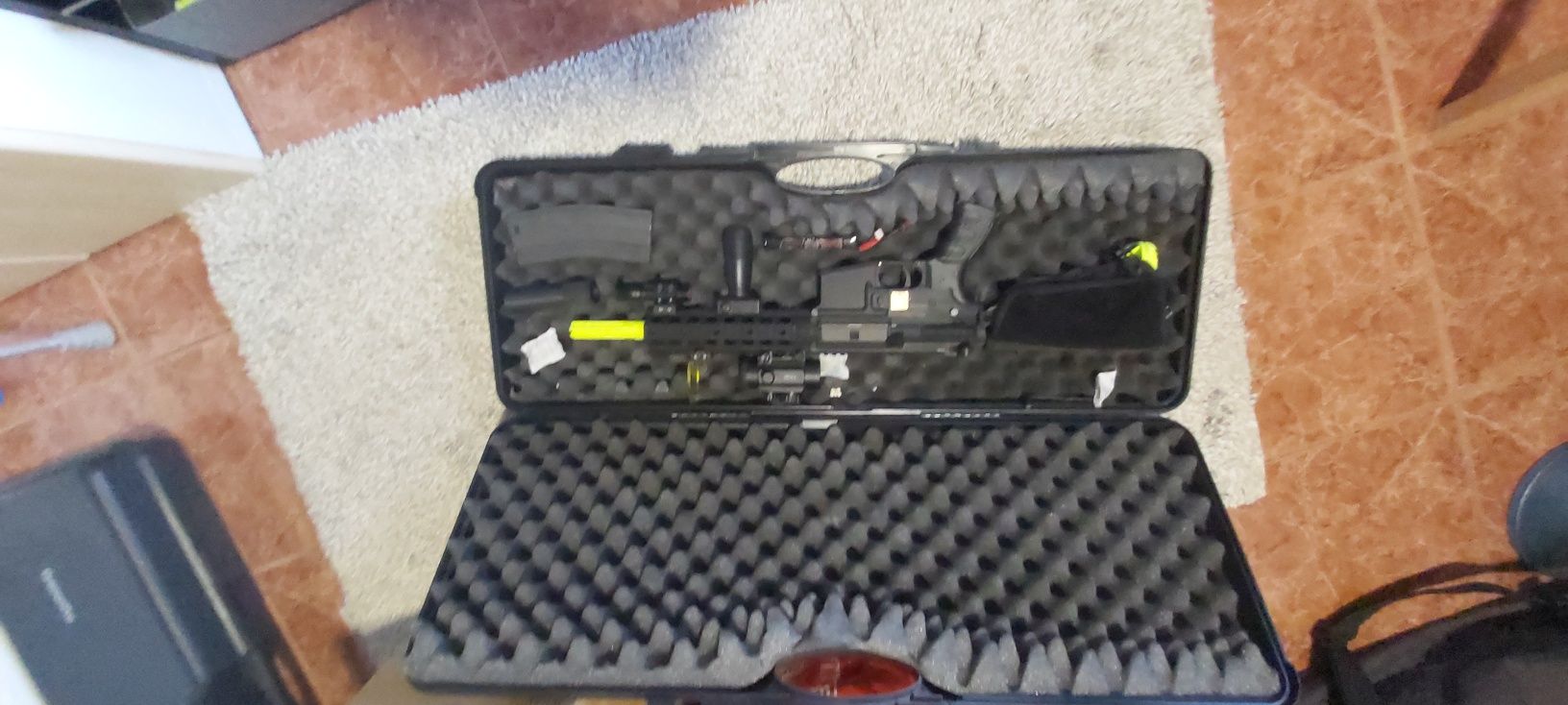 Vendo m4 specna arms varios acessórios