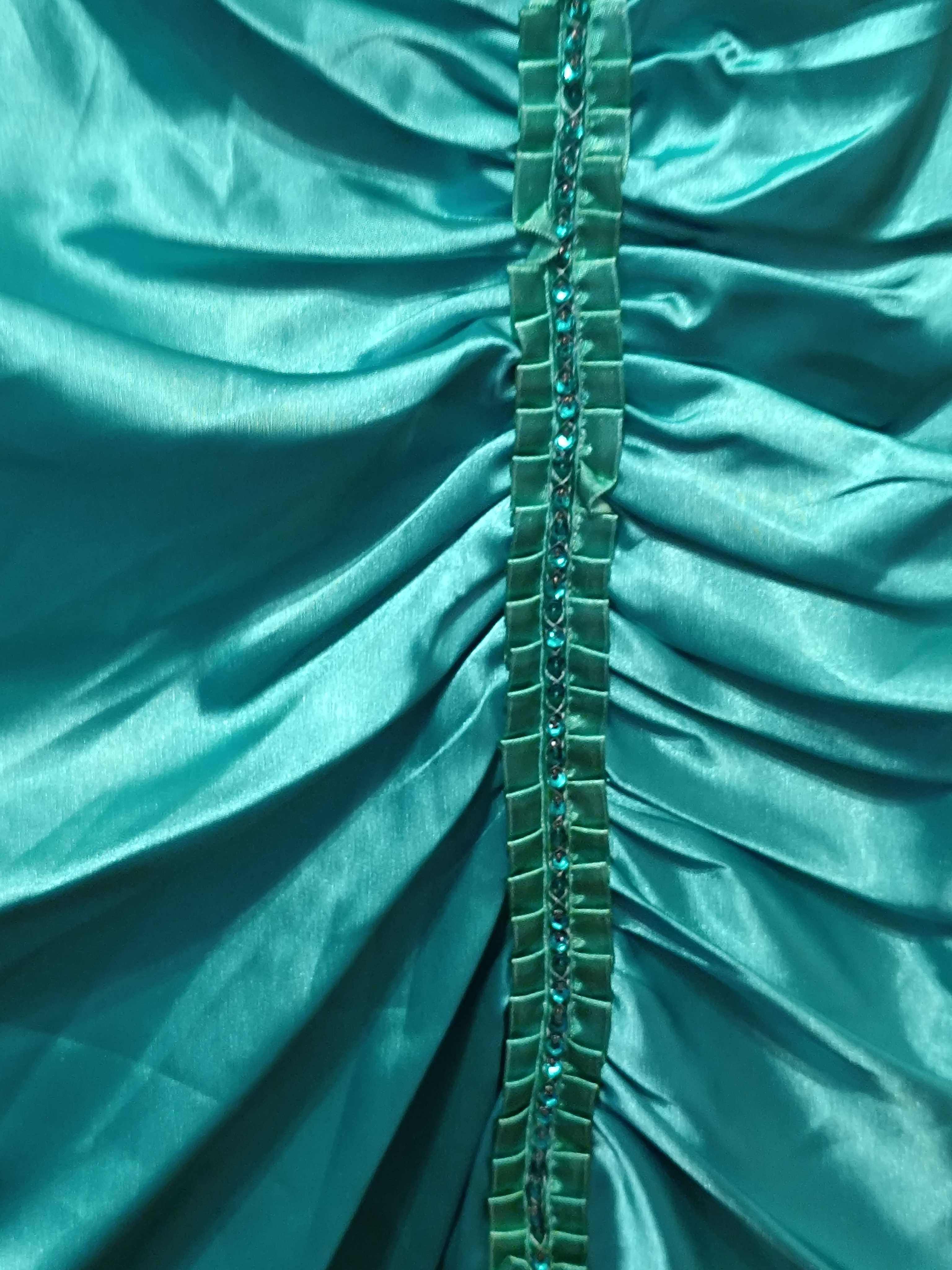 Vestido de cerimônia acetinado tamanho único  45cm cava a cava