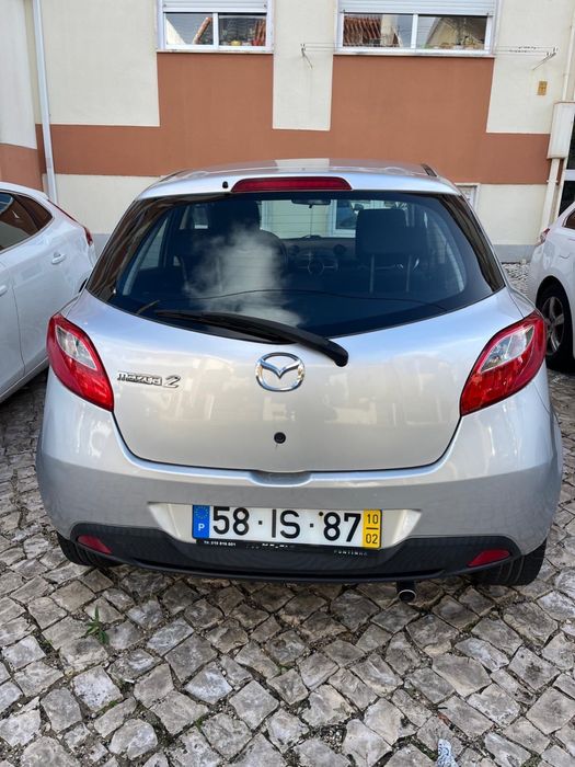 vendo mazda 2 2010