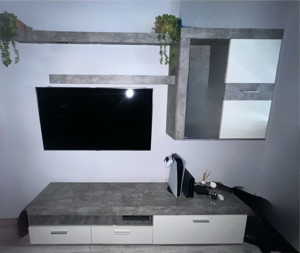 Sala completa ( movel tv+aparador+mesa+cadeiras)
