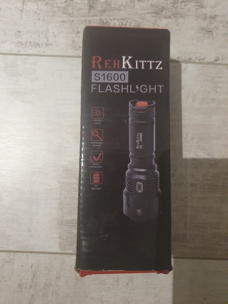 Latarka LED Rehkittz S1600
