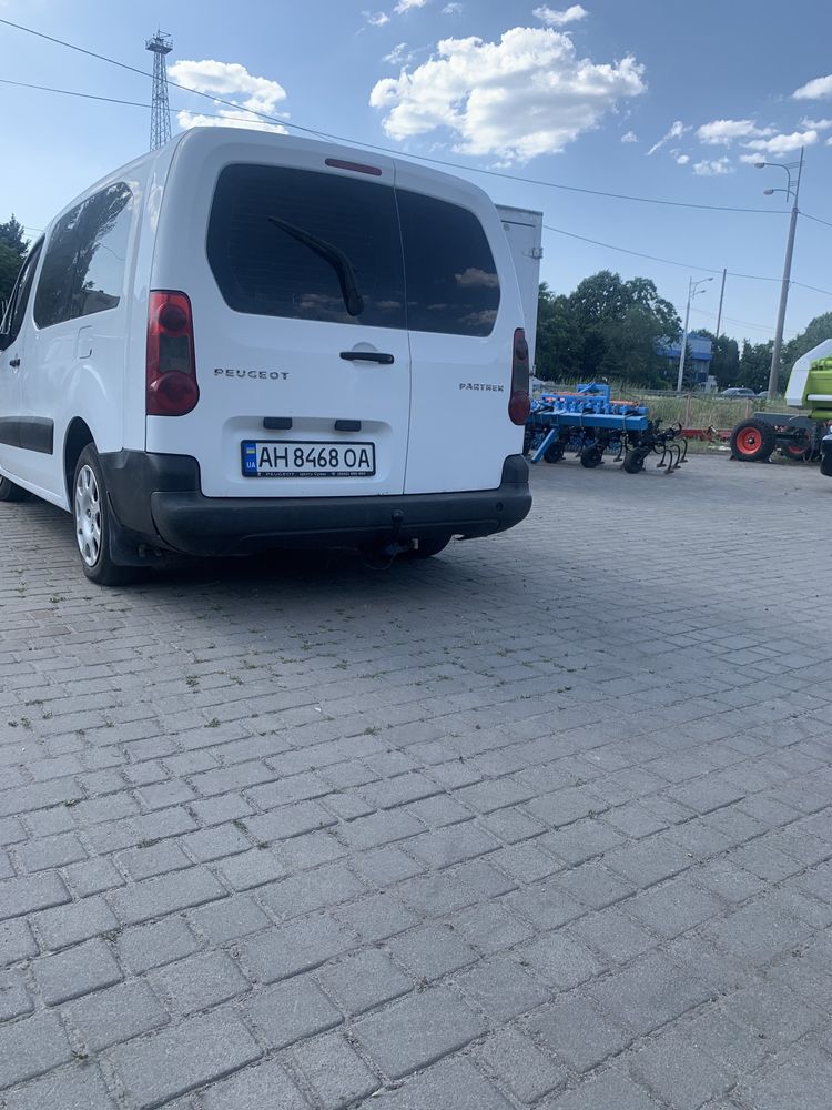 Продам пежо партнёр