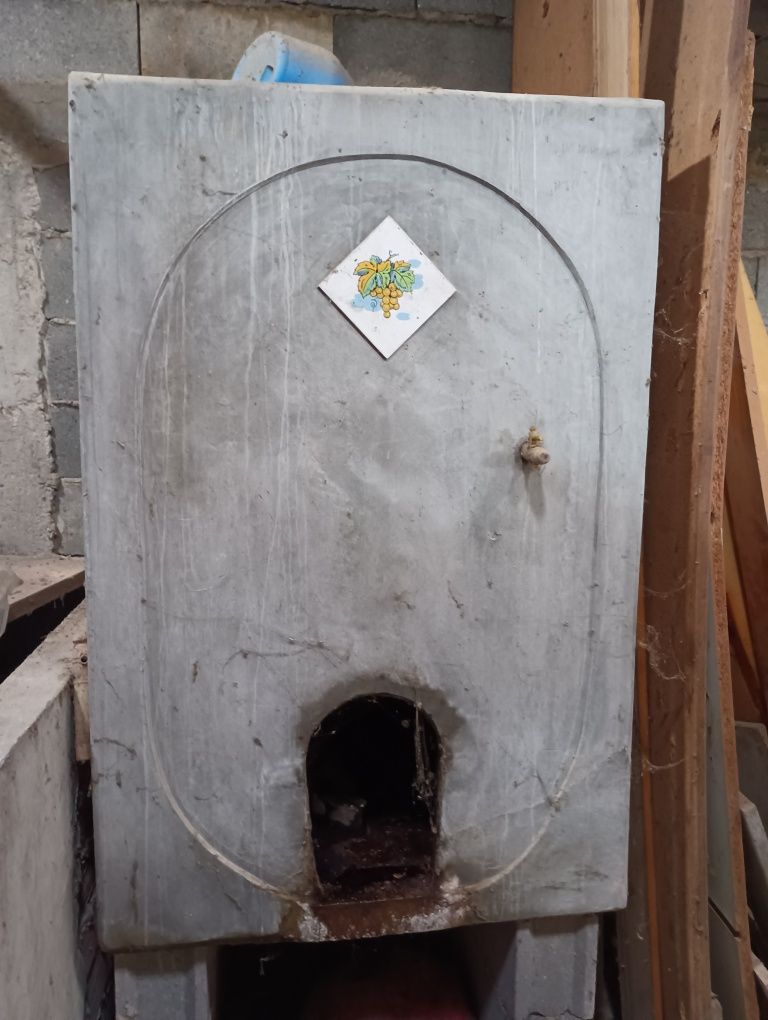 Depósito água/vinho cimento
