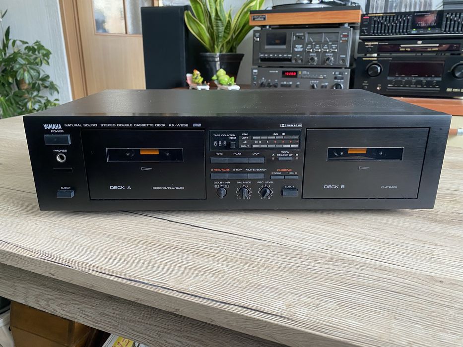 Magnetofon Yamaha KX-W232