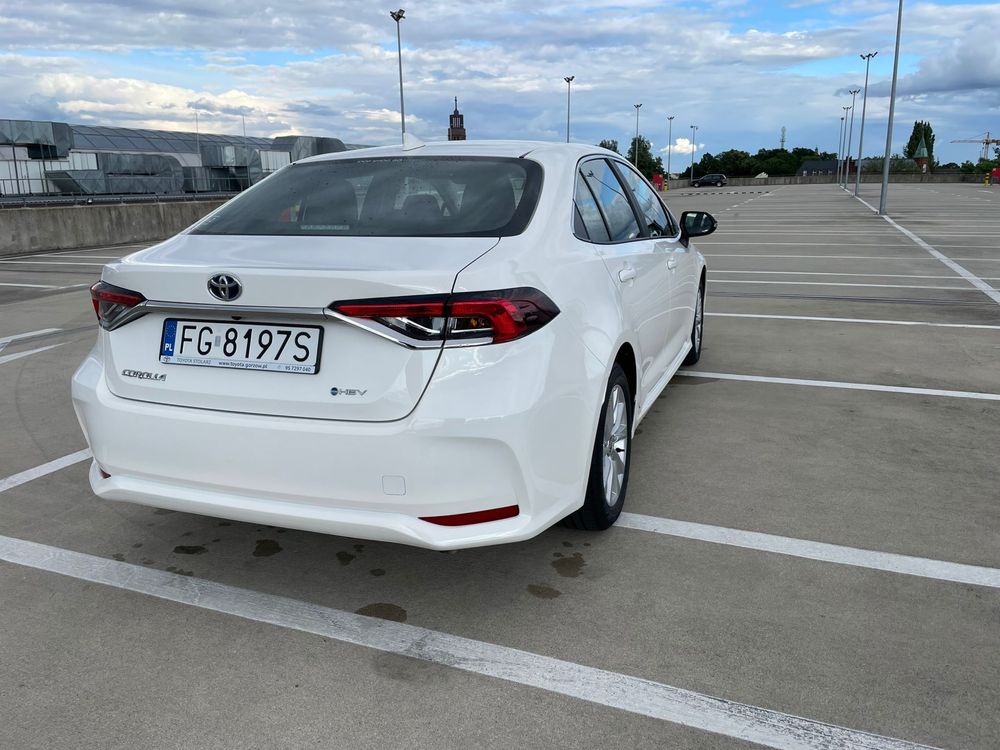Wynajem długoterminowy toyota corolla hybryda + gaz | bez limitu km