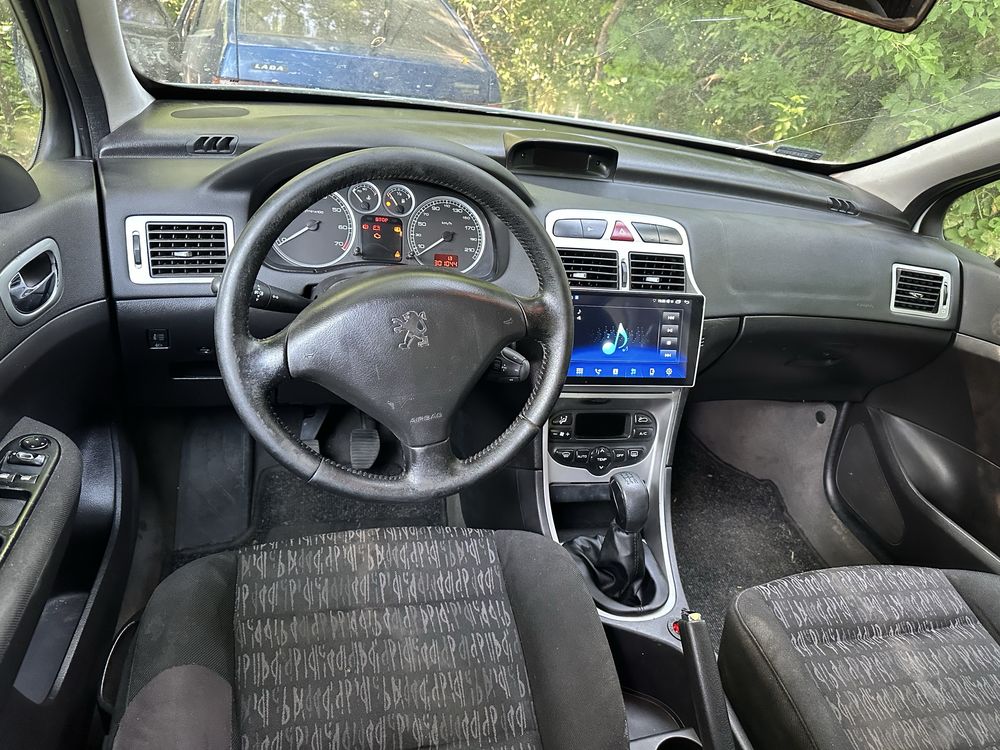 Peugeot 307 sw 2 литра универсал