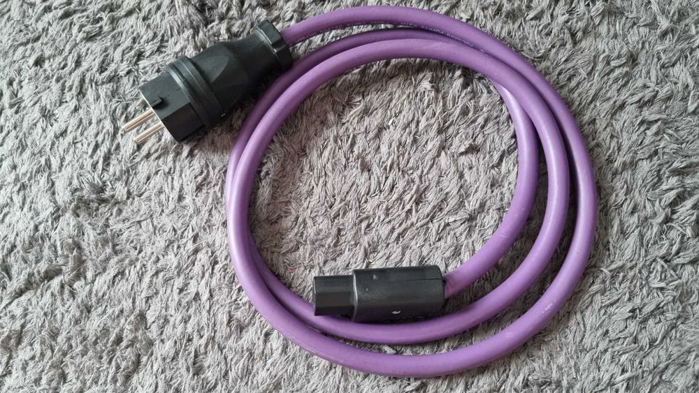 Kabel zasilający Melodika MDC3250 Purple Rain; 3x2,5mm; długość 1,5m