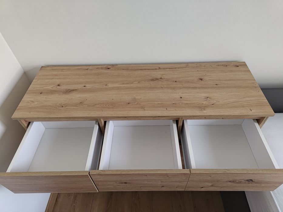 Sprzedam komode dąb artistan