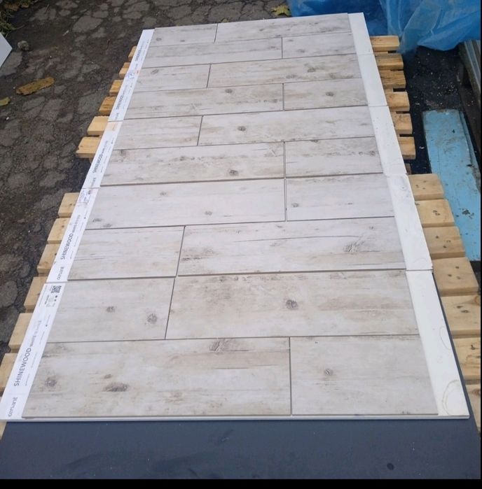 Лакована тирсоплита, ДСП з плиткою та без, фанера, ОСБ.