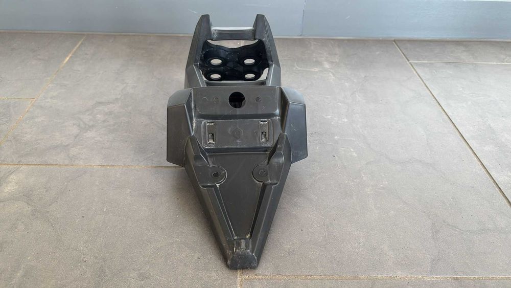 Mocowanie Tablicy Rejestracyjnej Ogon Yamaha WR 125. 2009-14 [671]