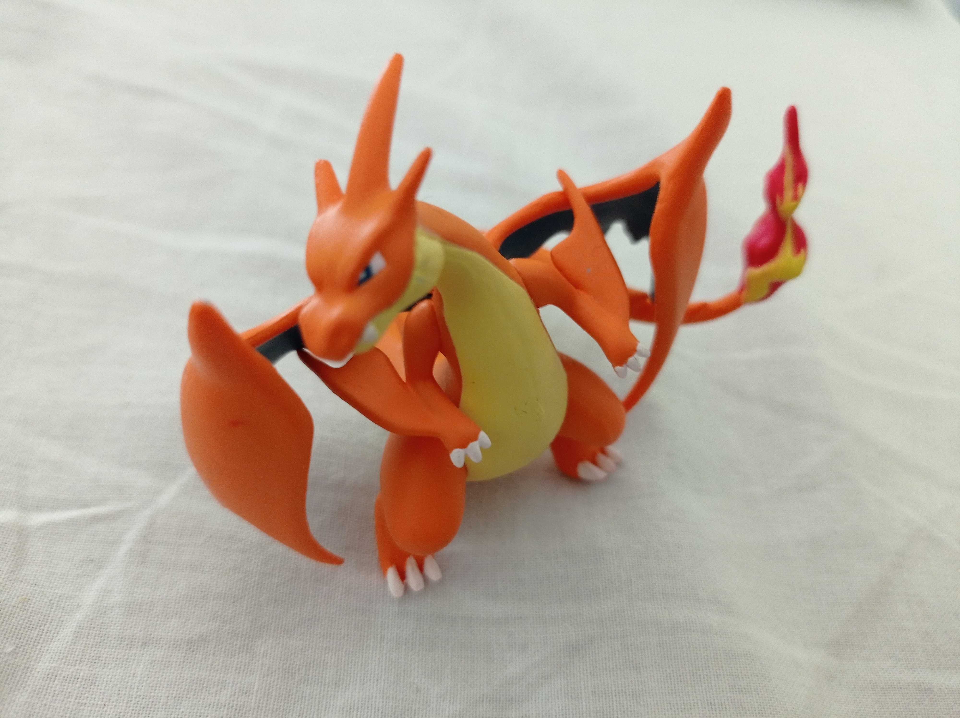 Figura RARA JP Charizard Y Moncolle