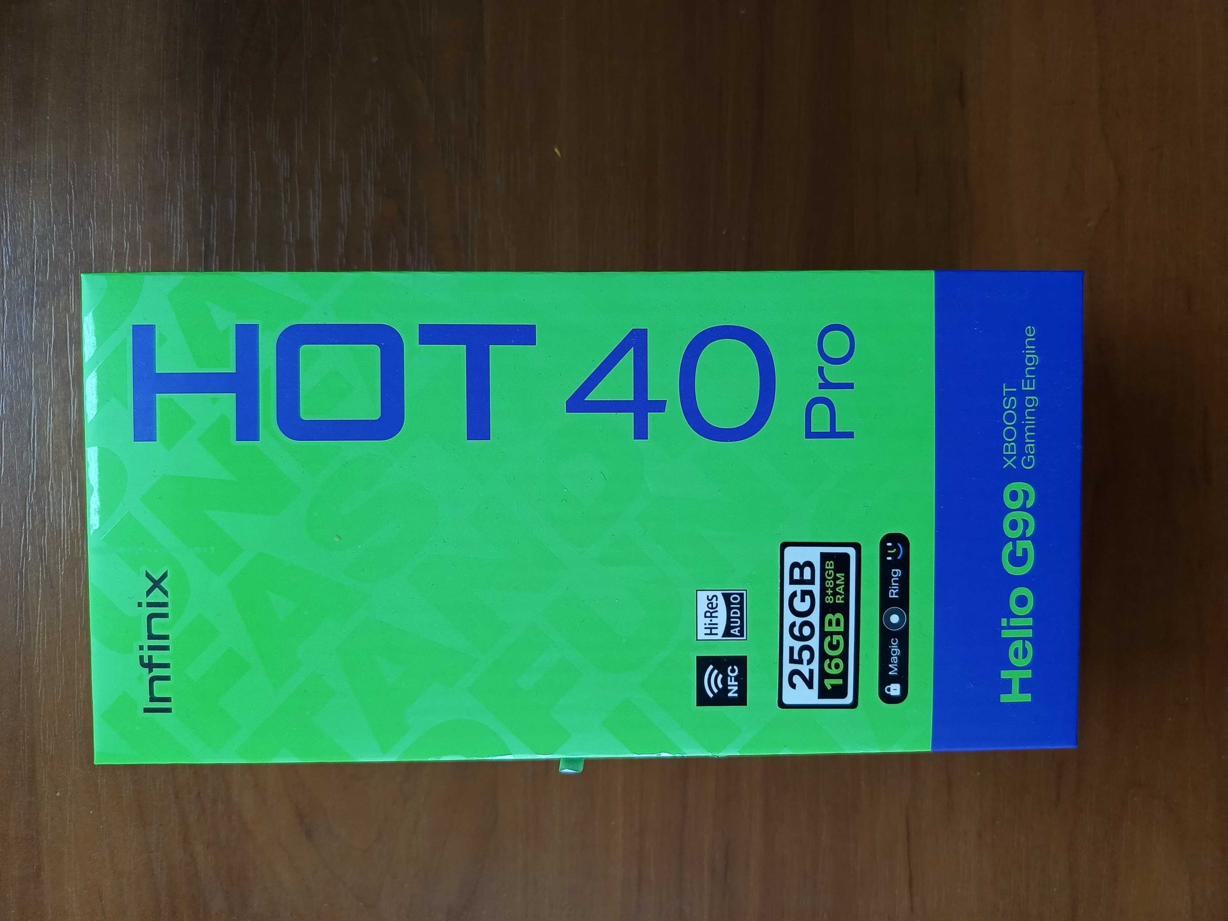 Nowy smartfon INFINIX  kolor czarny z ładowarką, etui i słuchawkami