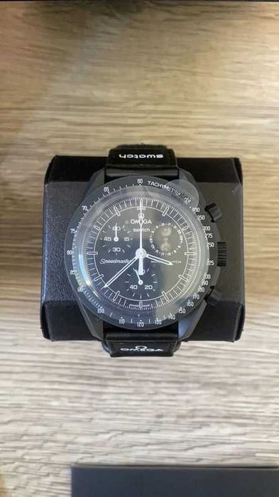 Swatch Snoopy Czarny zegarek bioceramiczny