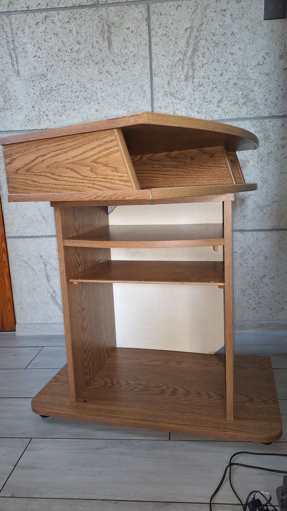 Półka pod telewizor-stolik pod telewizor