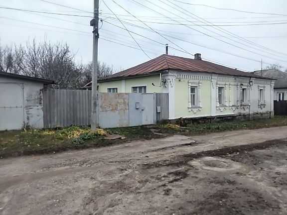Власник Продам півбудинку 90 м2 в центрі Глухова